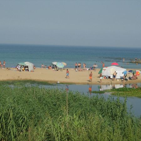 Villa Luna A Pochi Passi Dalla Spiaggia أفولا المظهر الخارجي الصورة