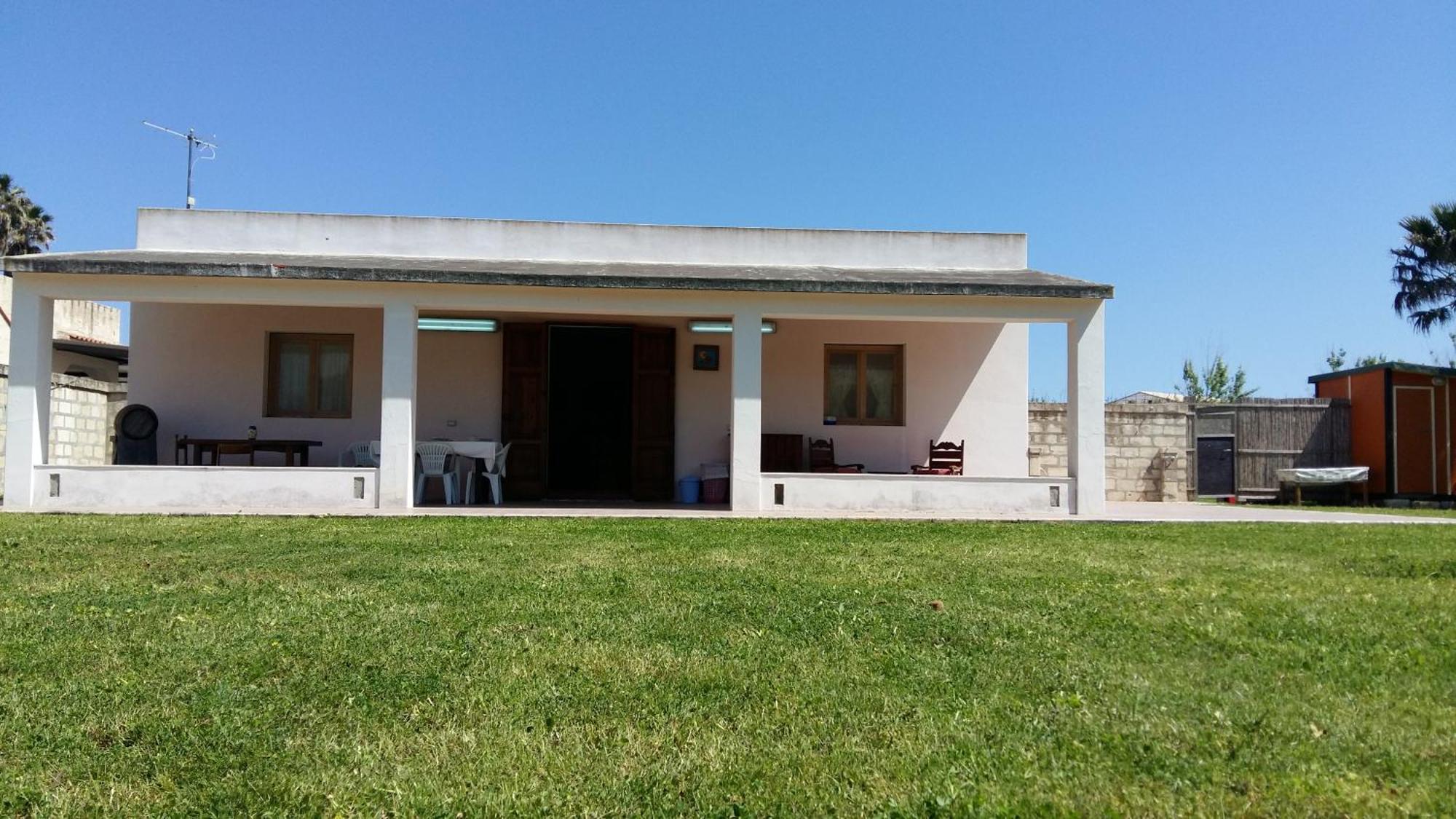 Villa Luna A Pochi Passi Dalla Spiaggia أفولا المظهر الخارجي الصورة